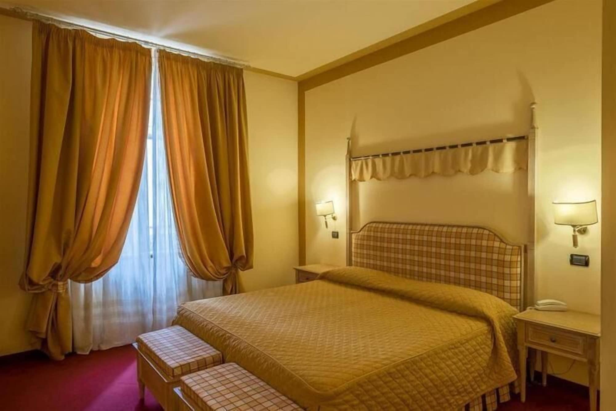 Hotel Manzoni Wellness&Spa Montecatini Terme Extérieur photo